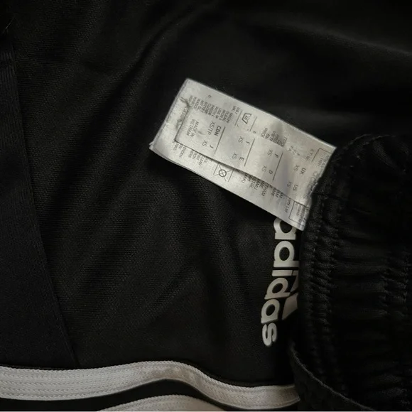 XS adidas black soccer pants, zip at the bottom - Picture 3 of 4